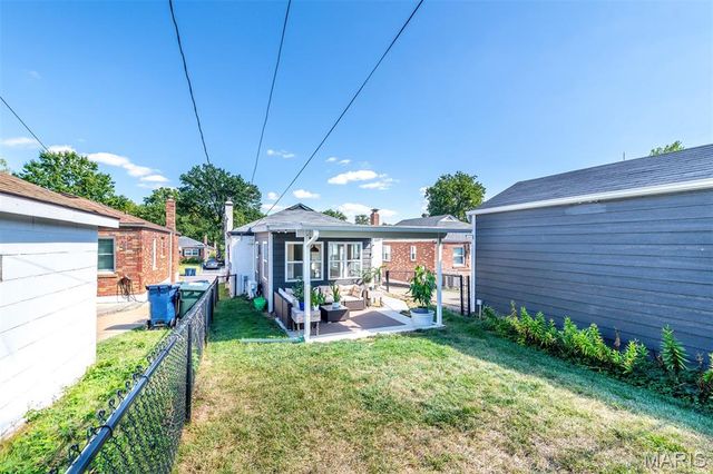 5111 Lenox Avenue, St Louis, MO 63119