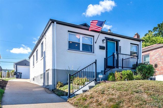 5111 Lenox Avenue, St Louis, MO 63119