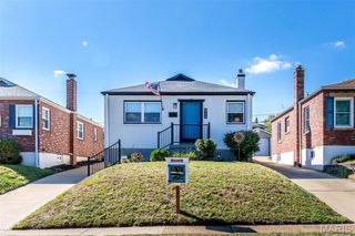 5111 Lenox Avenue, Shrewsbury, MO 63119