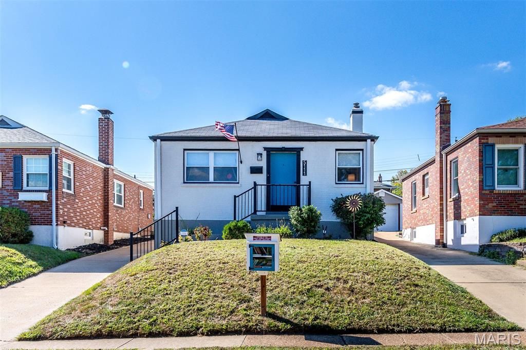 5111 Lenox Avenue, St Louis, MO 63119