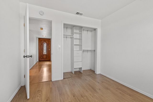 3631 Lyra St, Sacramento, CA 95827