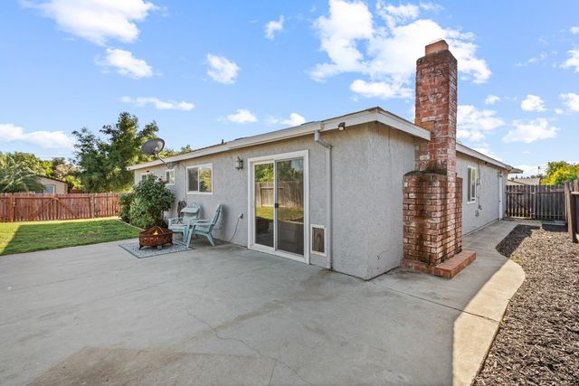 3631 Lyra St, Sacramento, CA 95827