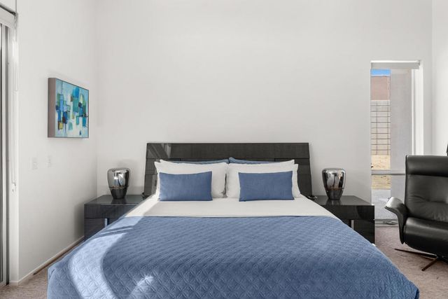 1069 Azure Court, Palm Springs, CA 92262