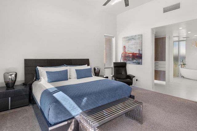 1069 Azure Court, Palm Springs, CA 92262