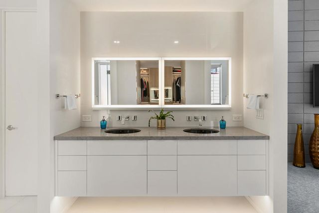 1069 Azure Court, Palm Springs, CA 92262