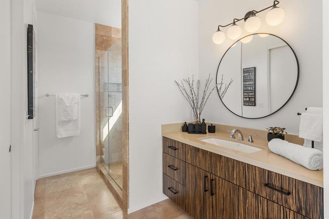 1069 Azure Court, Palm Springs, CA 92262