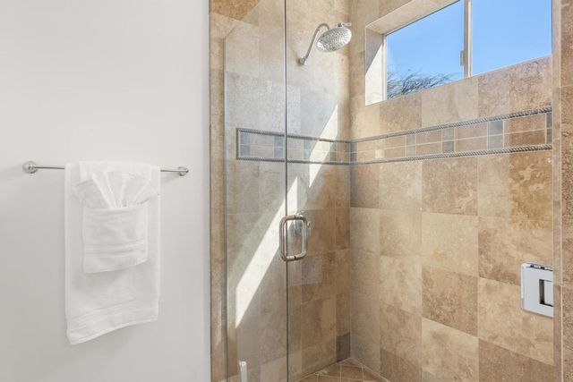 1069 Azure Court, Palm Springs, CA 92262