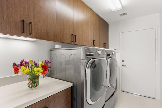 1069 Azure Court, Palm Springs, CA 92262