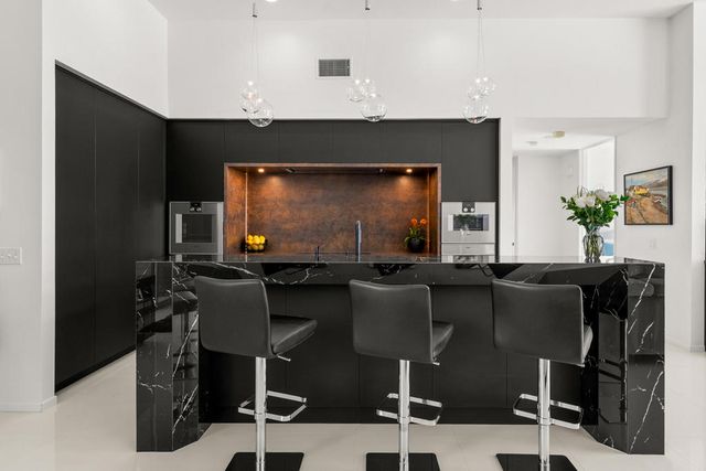 1069 Azure Court, Palm Springs, CA 92262