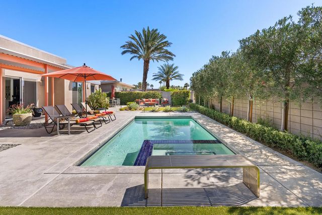 1069 Azure Court, Palm Springs, CA 92262