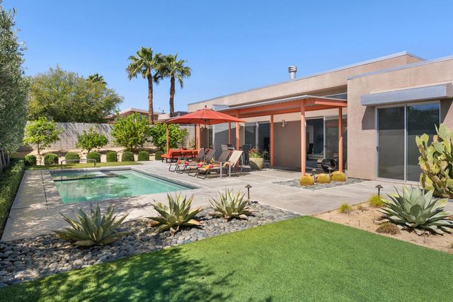 1069 Azure Court, Palm Springs, CA 92262