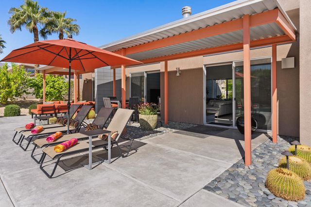 1069 Azure Court, Palm Springs, CA 92262
