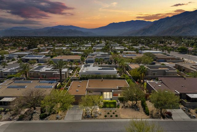 1069 Azure Court, Palm Springs, CA 92262