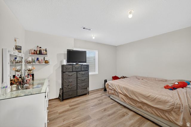 5925 S OLYMPIC VW, Kearns, UT 84118