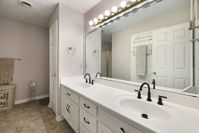201 Reid Way, White House, TN 37188