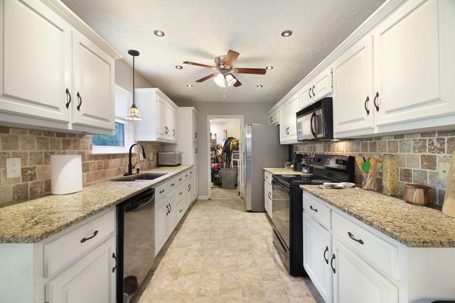 201 Reid Way, White House, TN 37188