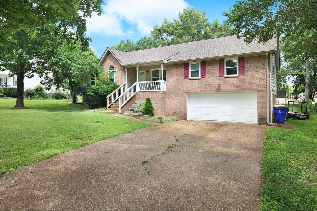 201 Reid Way, White House, TN 37188