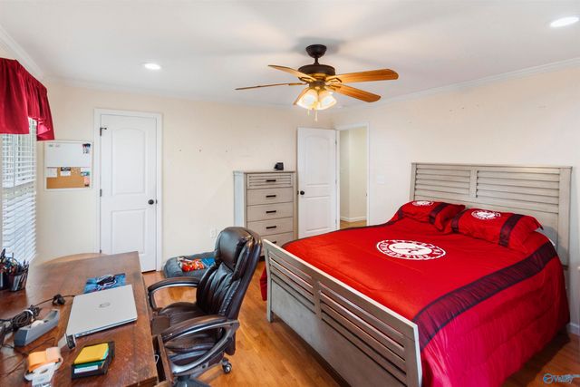 1913 Garner Street, Scottsboro, AL 35769