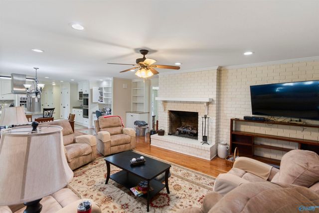 1913 Garner Street, Scottsboro, AL 35769