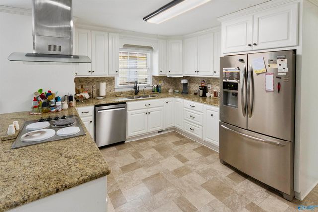 1913 Garner Street, Scottsboro, AL 35769