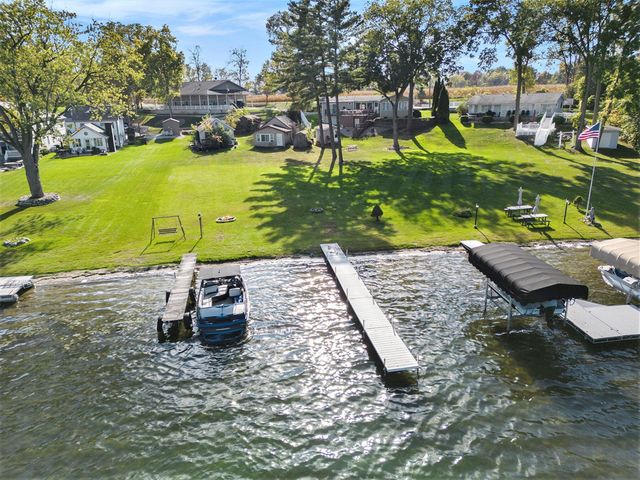 70855 Hollywood Shores Drive, Union, MI 49130