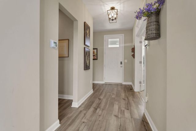 1100 Manorwood Trace, Grove City, OH 43123