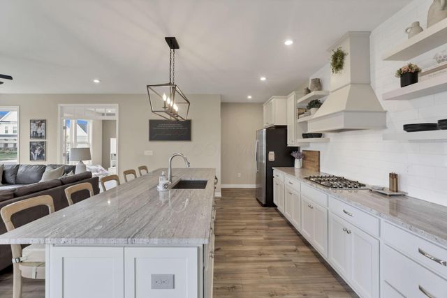 1100 Manorwood Trace, Grove City, OH 43123