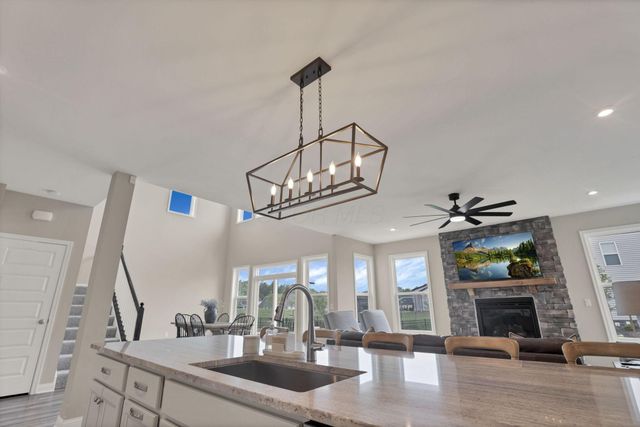 1100 Manorwood Trace, Grove City, OH 43123