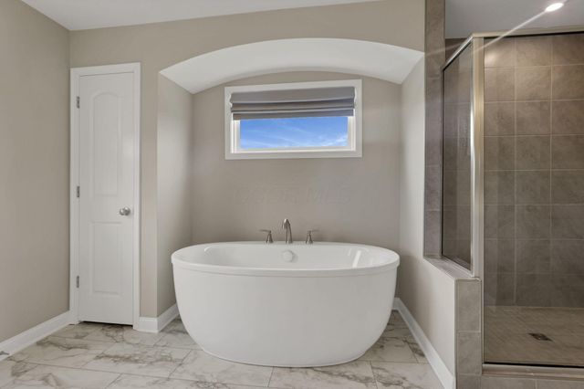 1100 Manorwood Trace, Grove City, OH 43123