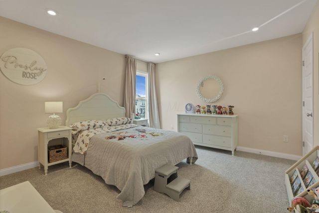 1100 Manorwood Trace, Grove City, OH 43123