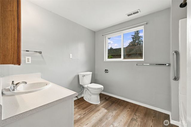8419 WASHINGTON Boulevard SW, Lakewood, WA 98498