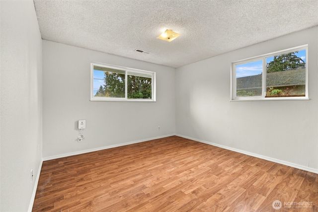 8419 WASHINGTON Boulevard SW, Lakewood, WA 98498