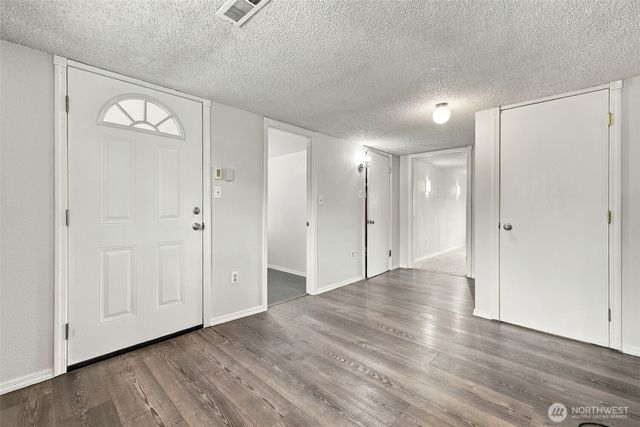 8419 WASHINGTON Boulevard SW, Lakewood, WA 98498