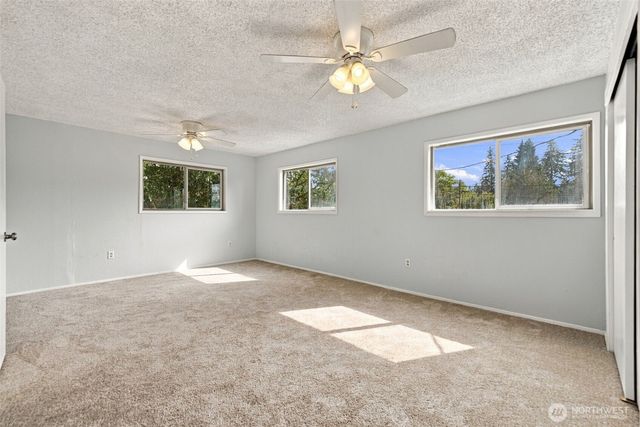 8419 WASHINGTON Boulevard SW, Lakewood, WA 98498