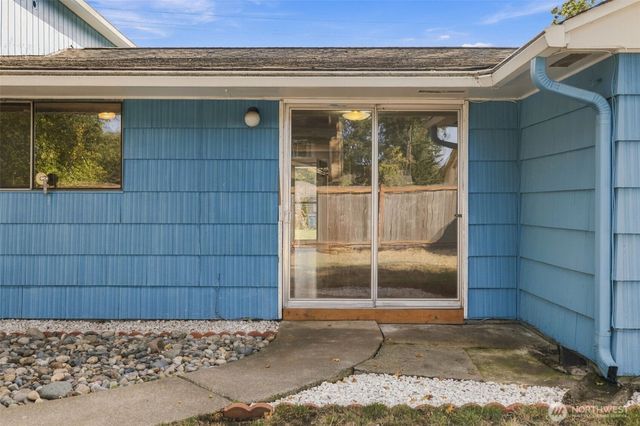 8419 WASHINGTON Boulevard SW, Lakewood, WA 98498