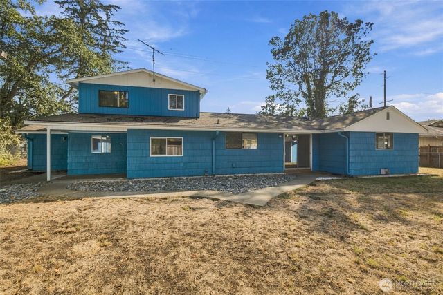 8419 WASHINGTON Boulevard SW, Lakewood, WA 98498