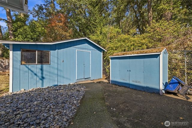 8419 WASHINGTON Boulevard SW, Lakewood, WA 98498
