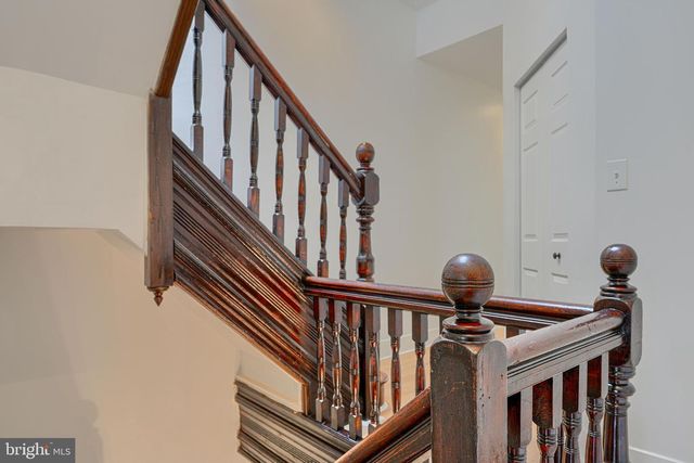 2118 BOLTON ST, Baltimore, MD 21217