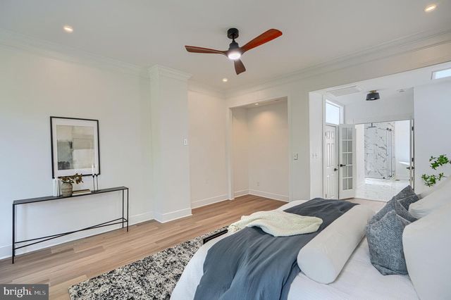 2118 BOLTON ST, Baltimore, MD 21217