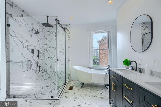 2118 BOLTON ST, Baltimore, MD 21217