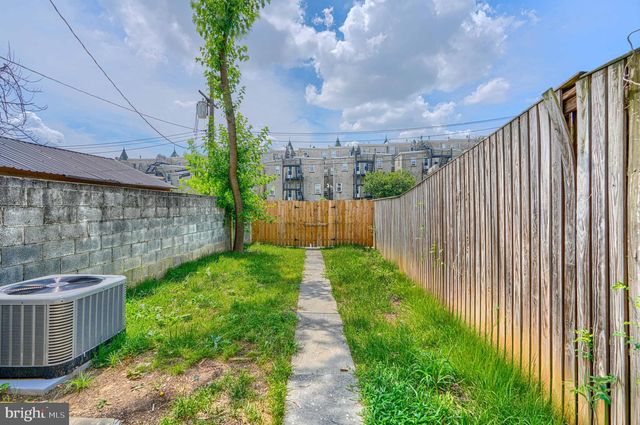 2118 BOLTON ST, Baltimore, MD 21217