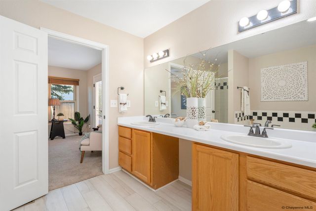 4520 SULLIVAN ST, Cheyenne, WY 82001