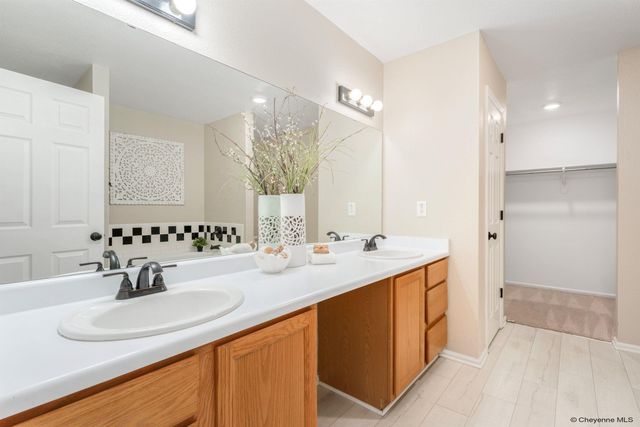 4520 SULLIVAN ST, Cheyenne, WY 82001