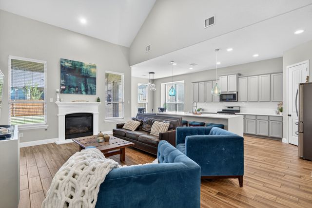 2815 Long Slope Road, Arlington, TX 76001