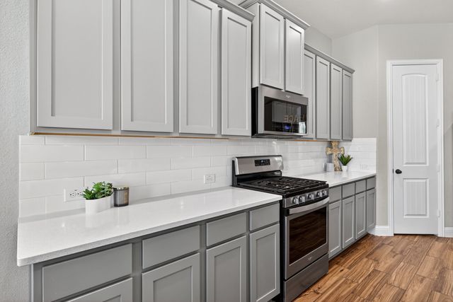 2815 Long Slope Road, Arlington, TX 76001