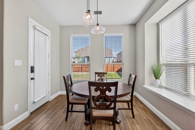 2815 Long Slope Road, Arlington, TX 76001