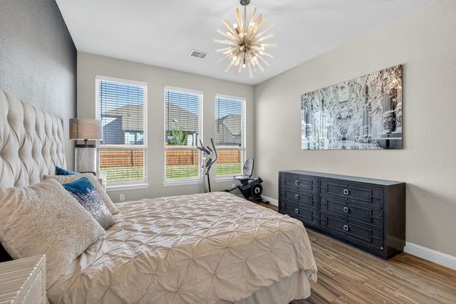 2815 Long Slope Road, Arlington, TX 76001