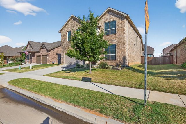 2815 Long Slope Road, Arlington, TX 76001