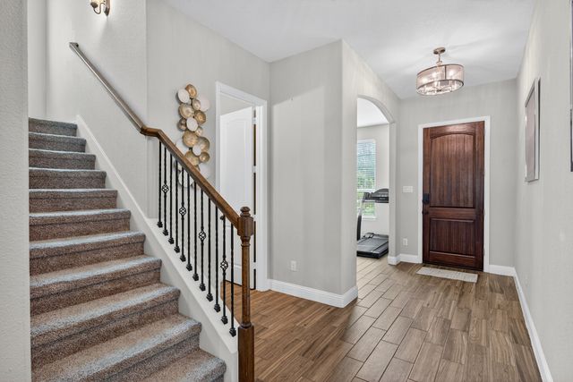2815 Long Slope Road, Arlington, TX 76001