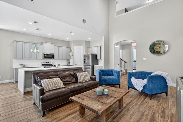 2815 Long Slope Road, Arlington, TX 76001